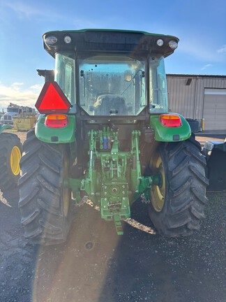 2022 John Deere 5100M