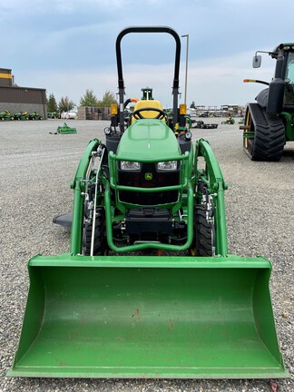 2022 John Deere 2025R