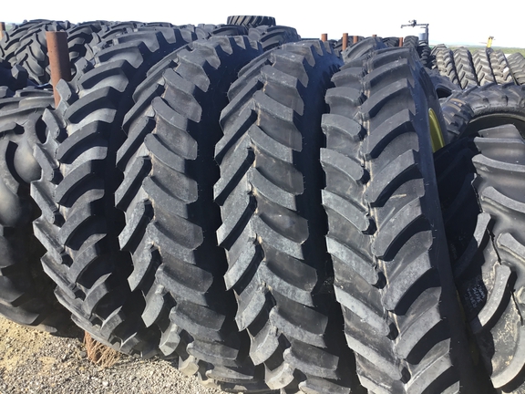 2025 John Deere 412R