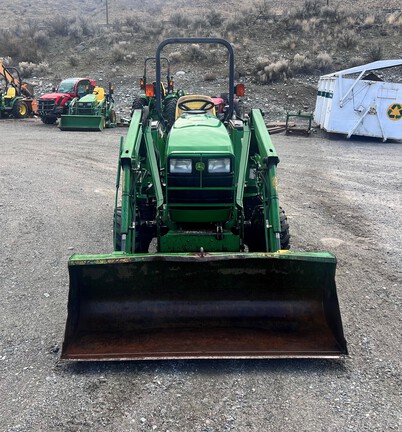 2000 John Deere 4200