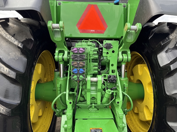 2023 John Deere 8R280