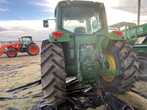 2011 John Deere 6430