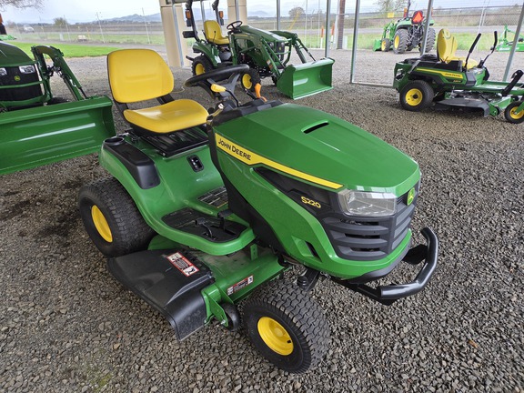 2024 John Deere S220