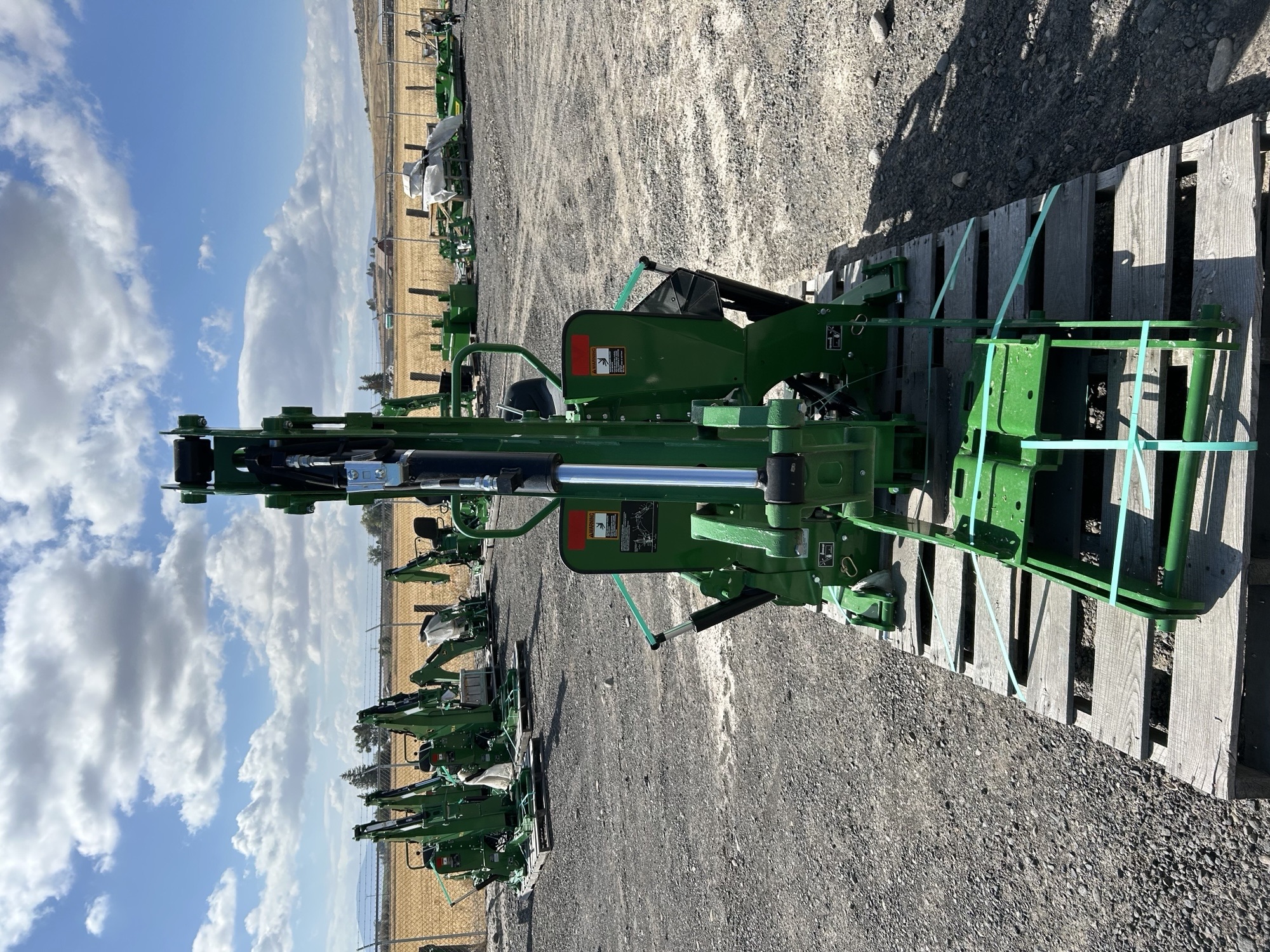 2022 John Deere 375A