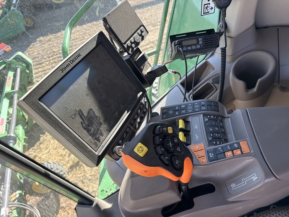 2023 John Deere S780