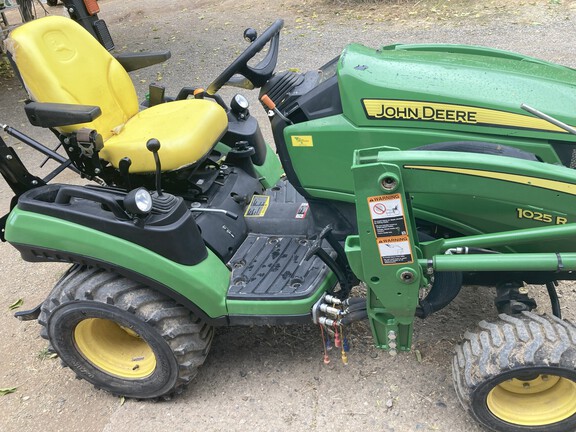 2018 John Deere 1025R