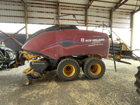 2023 New Holland 340+