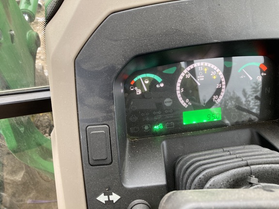 2023 John Deere 5075E