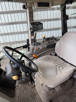 2016 John Deere 5100M