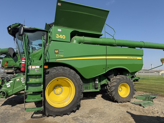 2023 John Deere S770