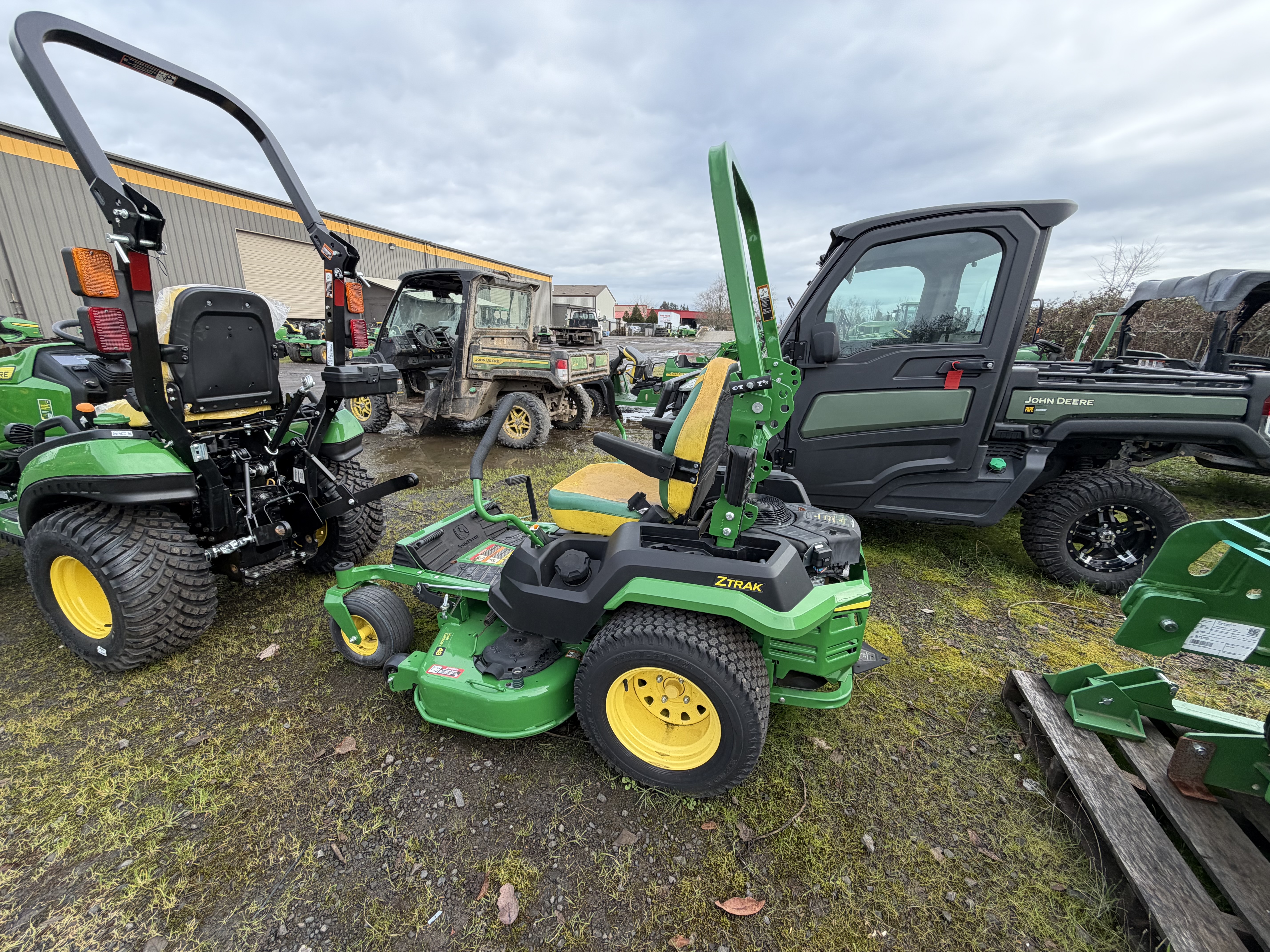 2023 John Deere Z545R