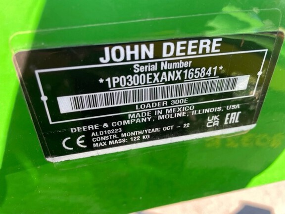 2023 John Deere 3032E