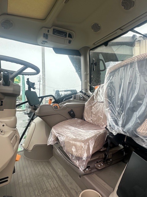 2024 John Deere 6175R