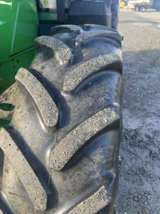 2017 John Deere 6120M