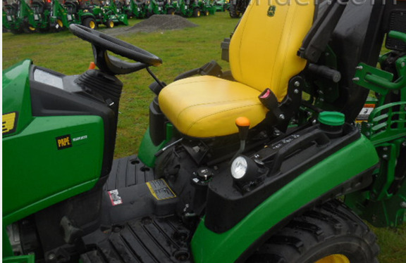 2022 John Deere 1025R