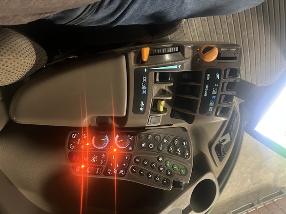 2012 John Deere 7260R