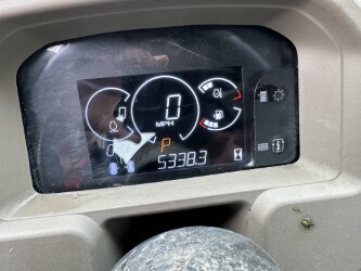 2023 John Deere 835R