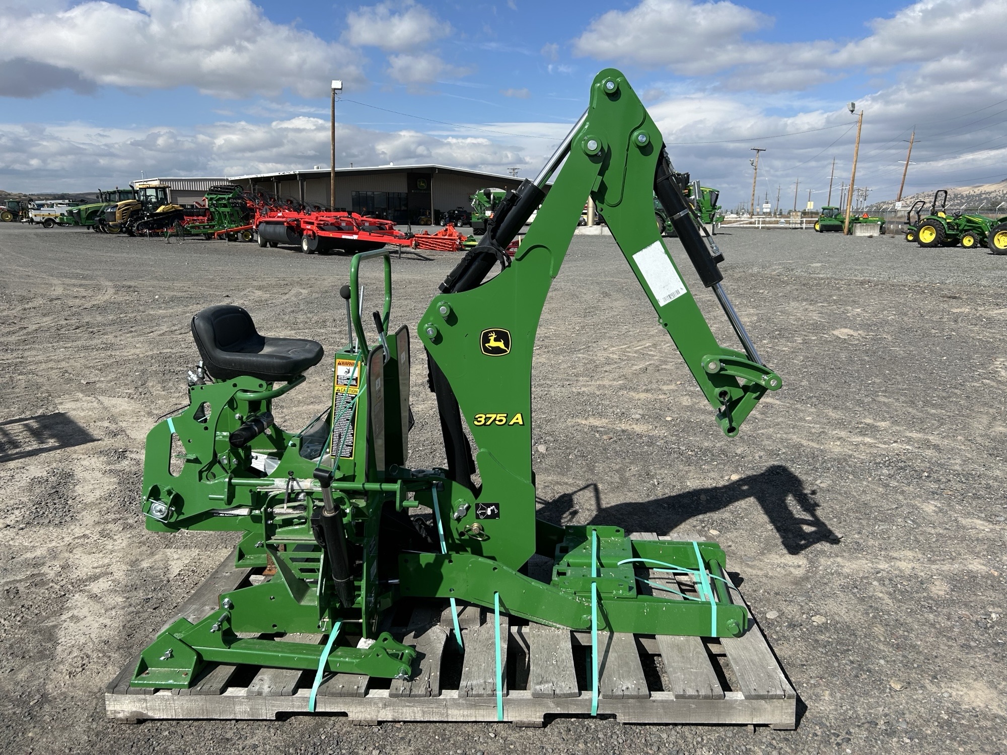 2022 John Deere 375A