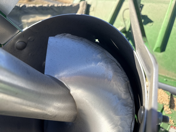 2023 John Deere S780