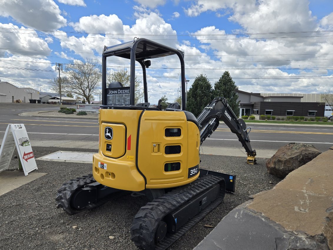 2023 John Deere 35G