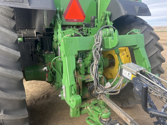 2025 John Deere 7R230