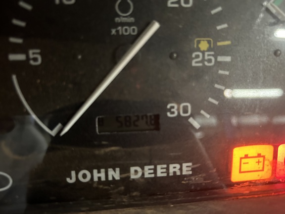 2004 John Deere 5520N