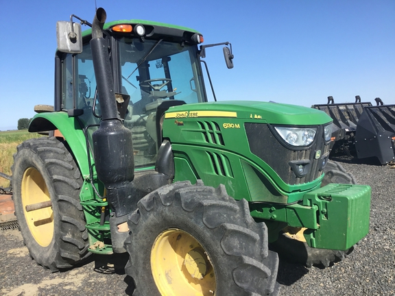 2016 John Deere 6130M