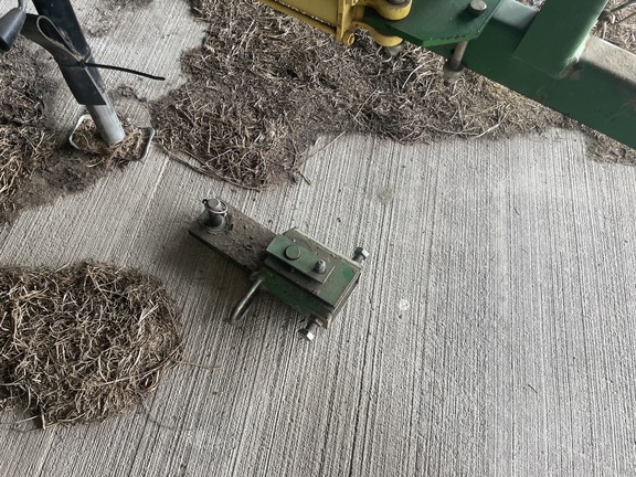 2007 John Deere 348