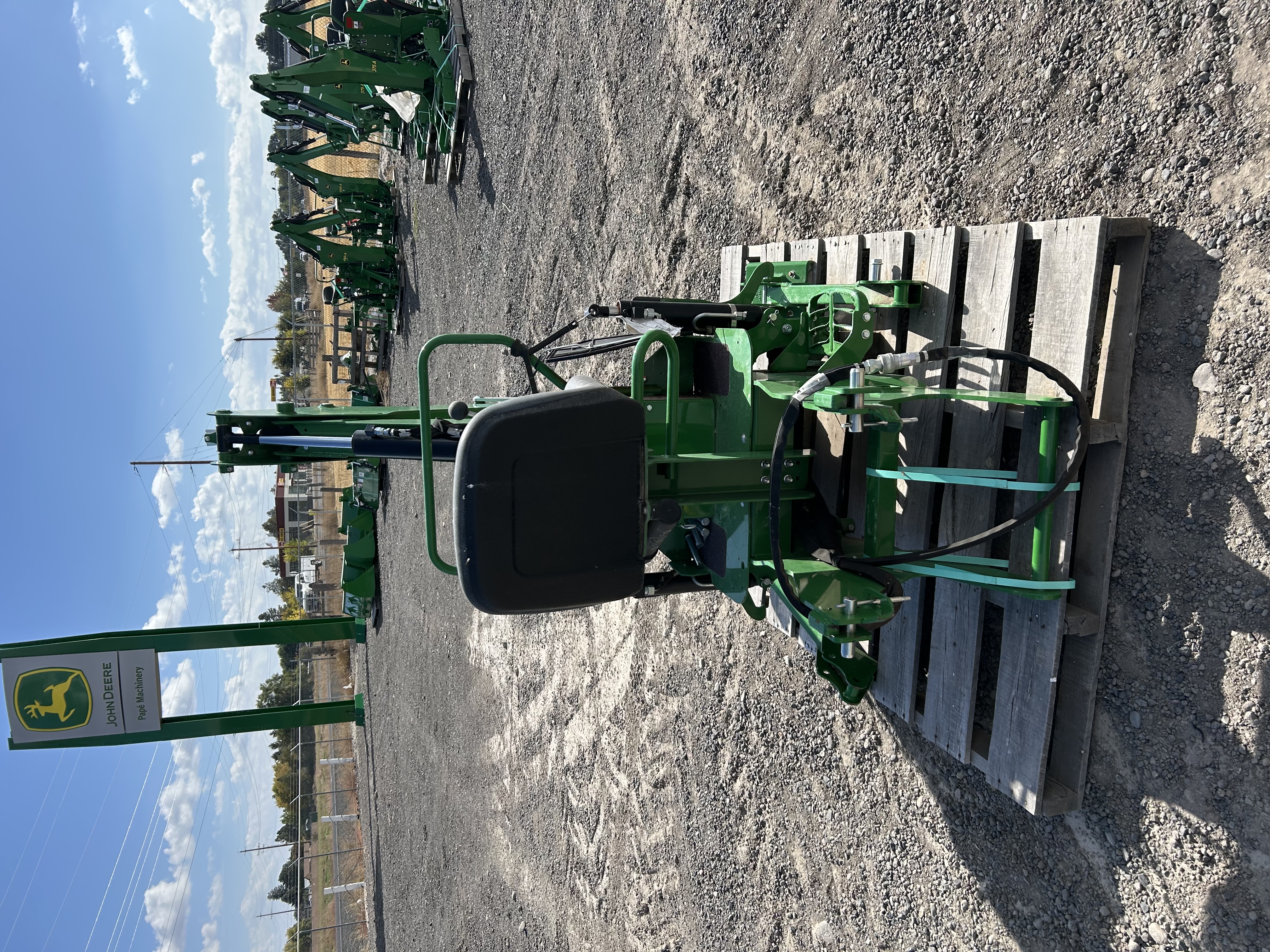 2023 John Deere 370B