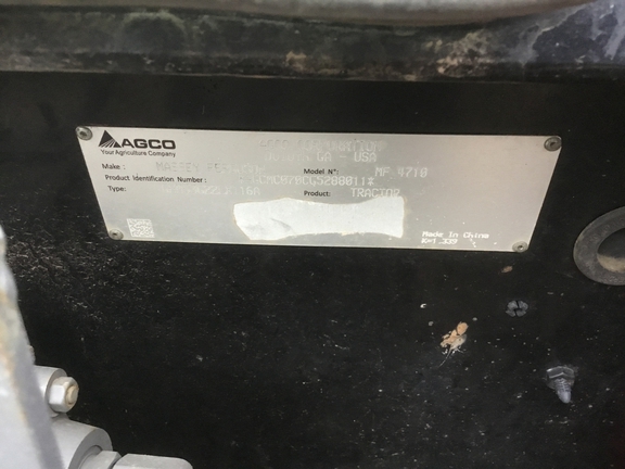 Massey Ferguson 4710