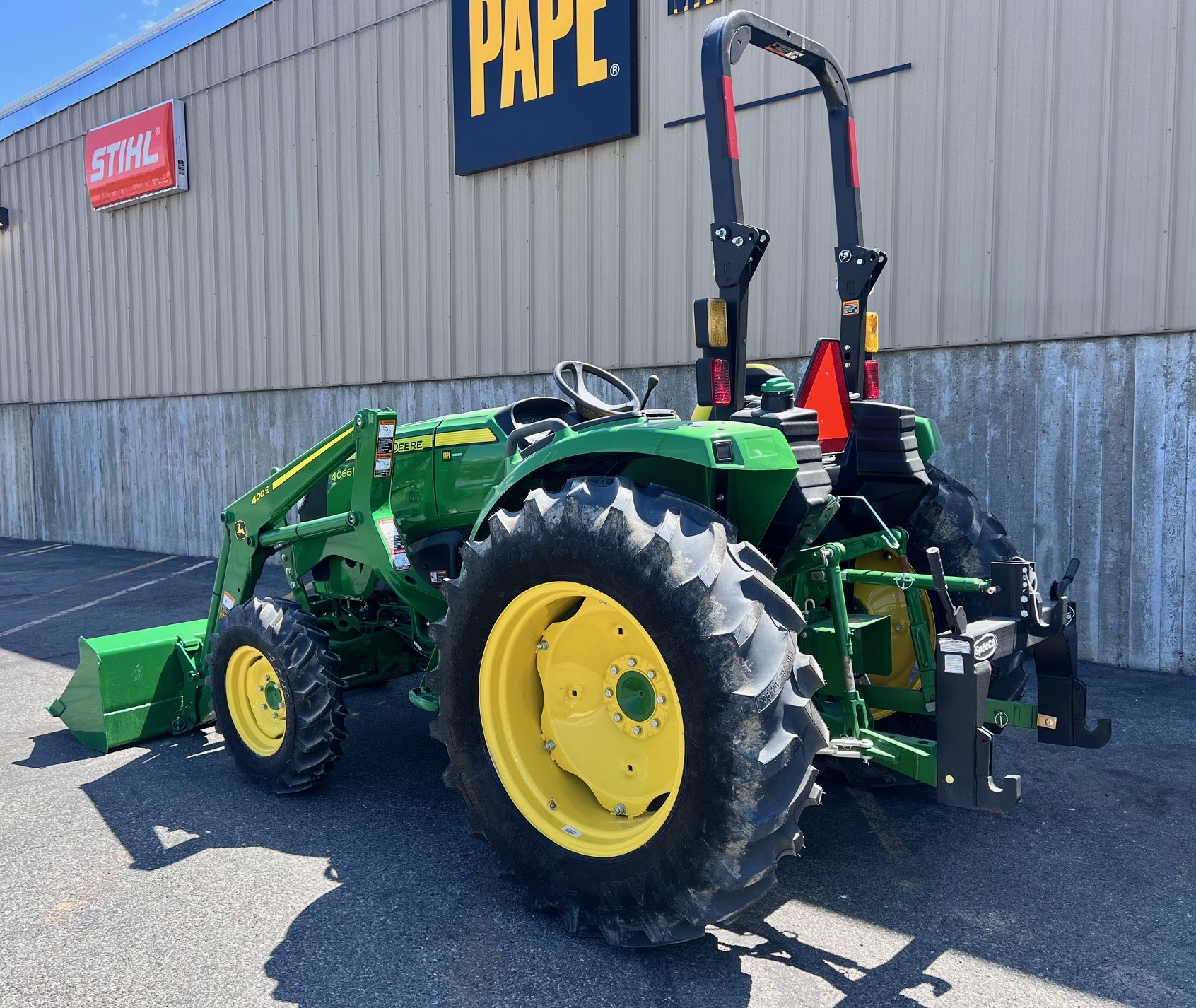2023 John Deere 4066M