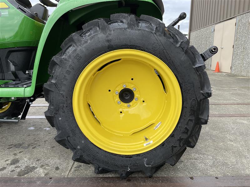 2024 John Deere 3025E