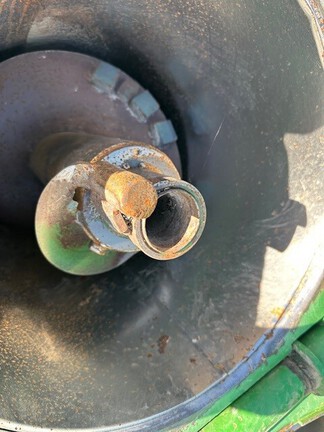 2011 Unverferth 1110