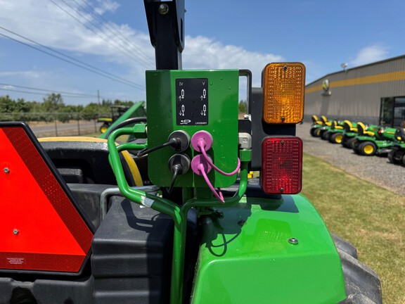 2019 John Deere 4044M