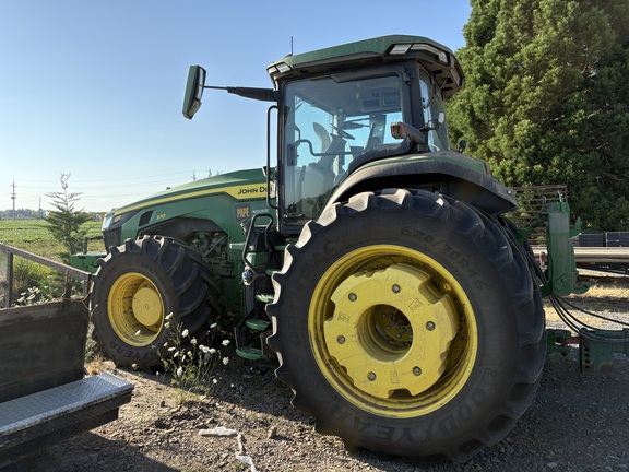 2023 John Deere 8370