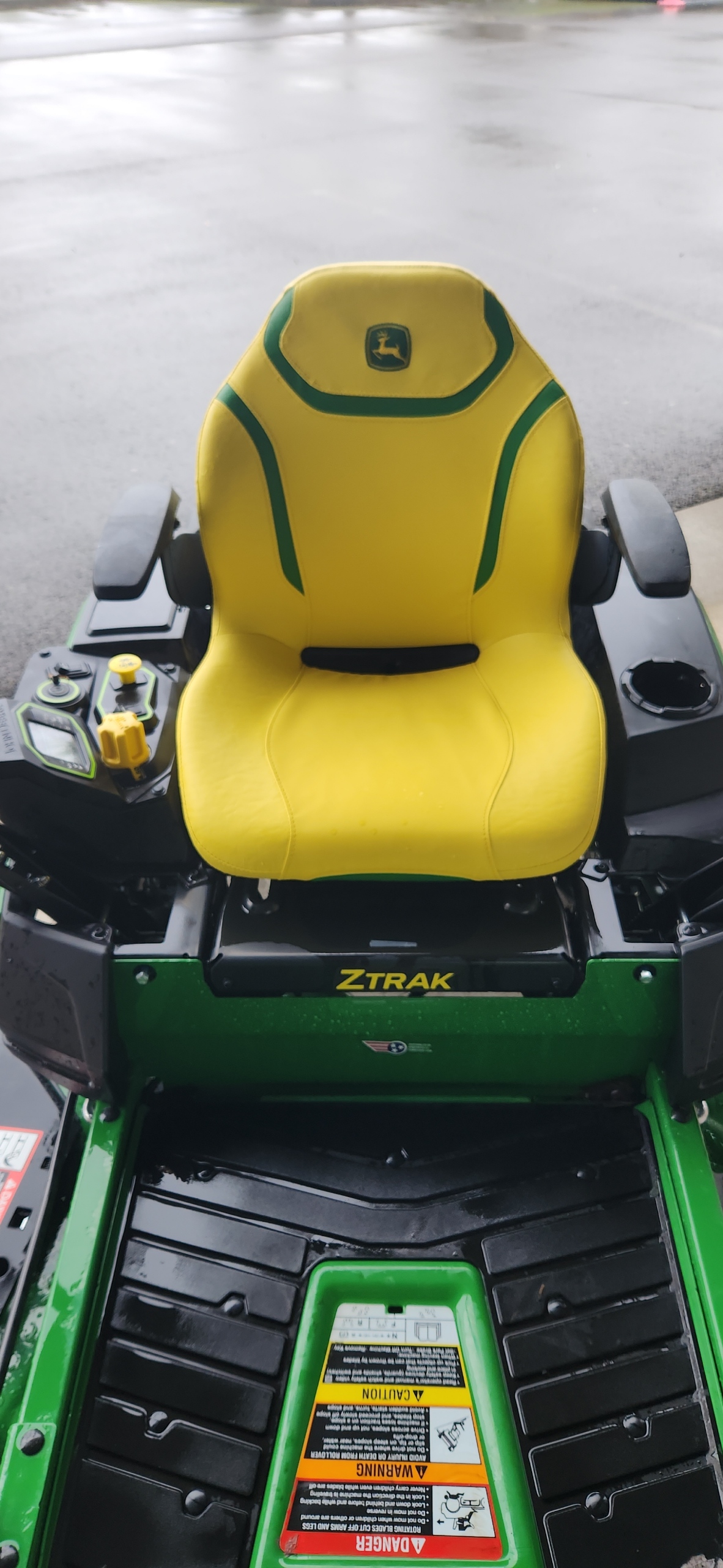 2024 John Deere Z370R