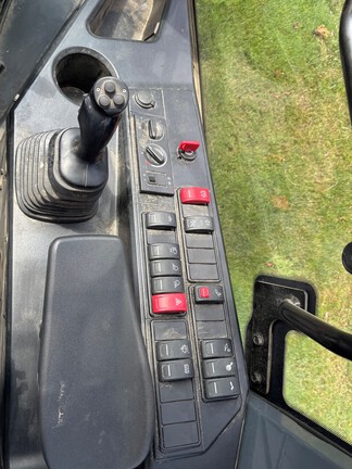 2023 John Deere 204G
