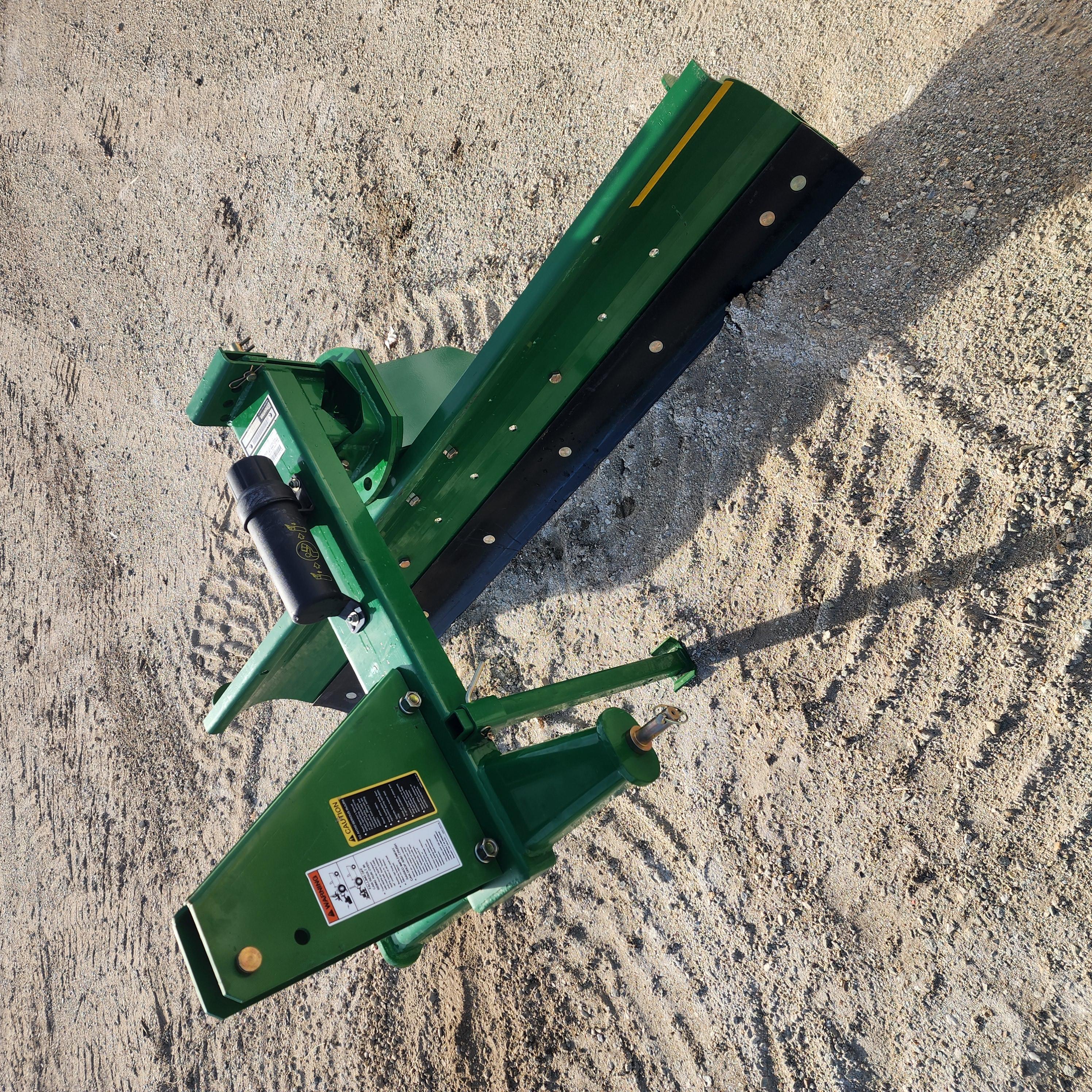 2024 Frontier RB2172