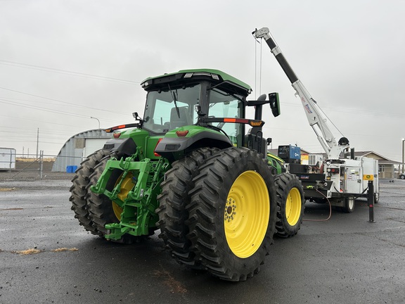 2023 John Deere 8R250
