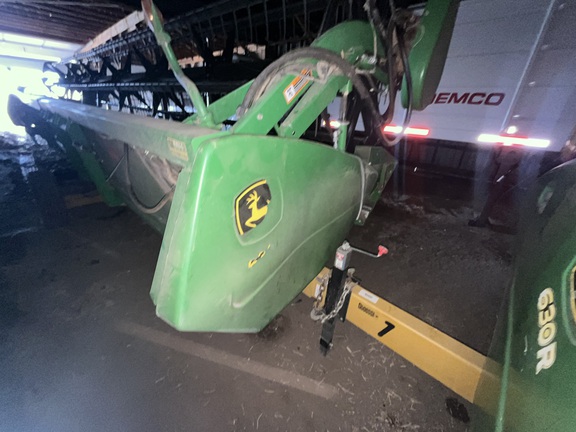 2011 John Deere 630R