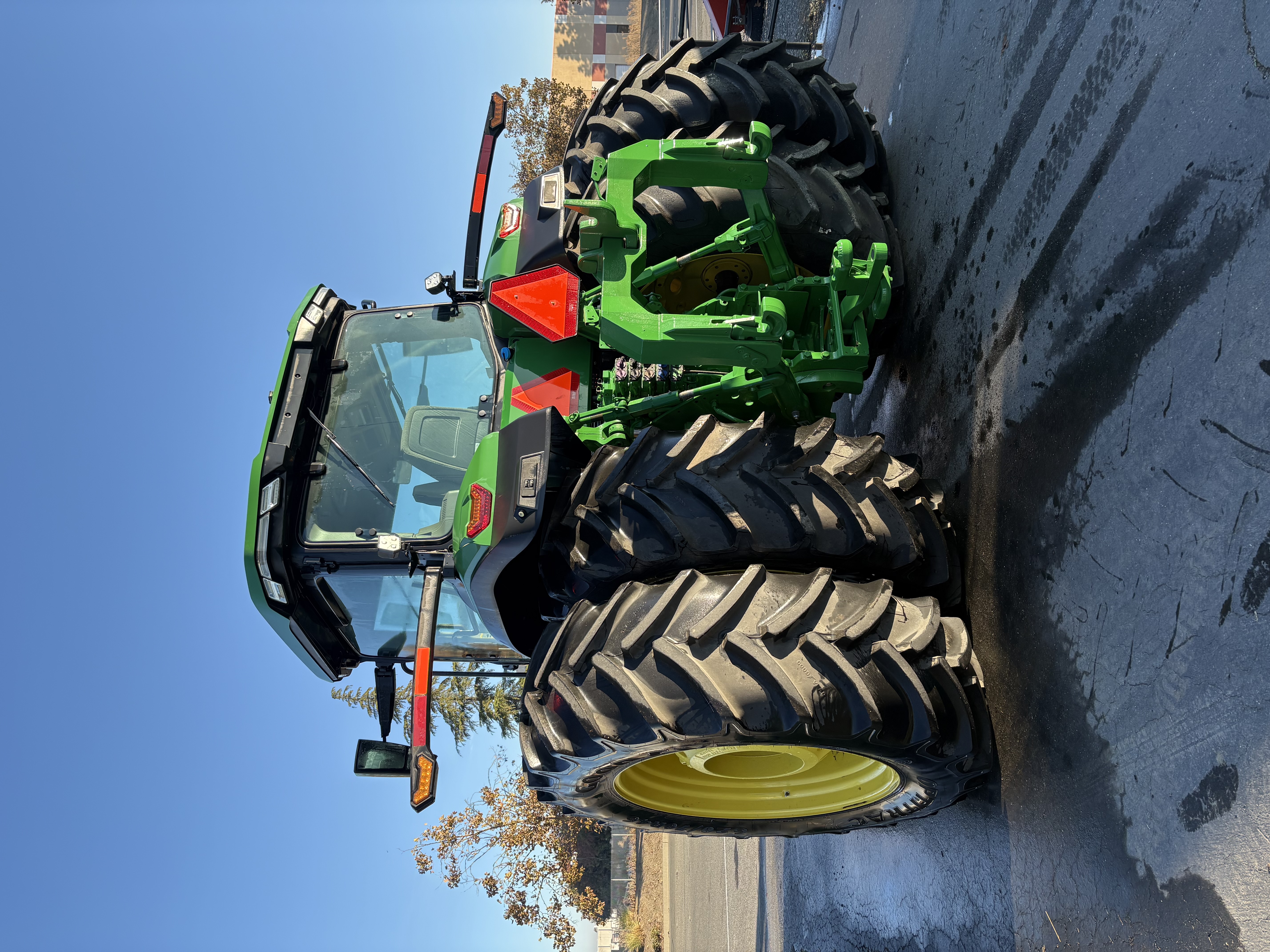 2022 John Deere 8R310