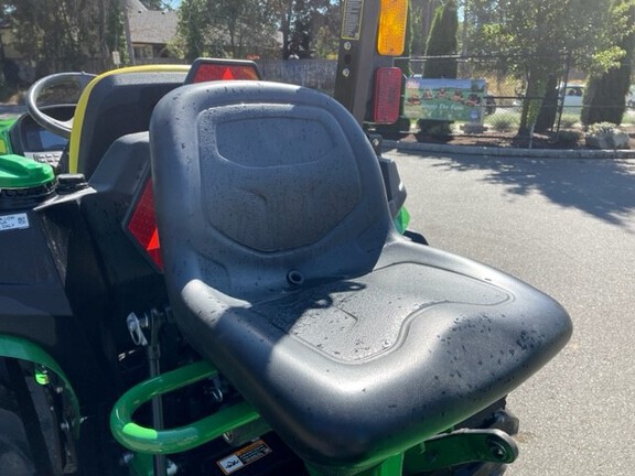 2023 John Deere 3032E