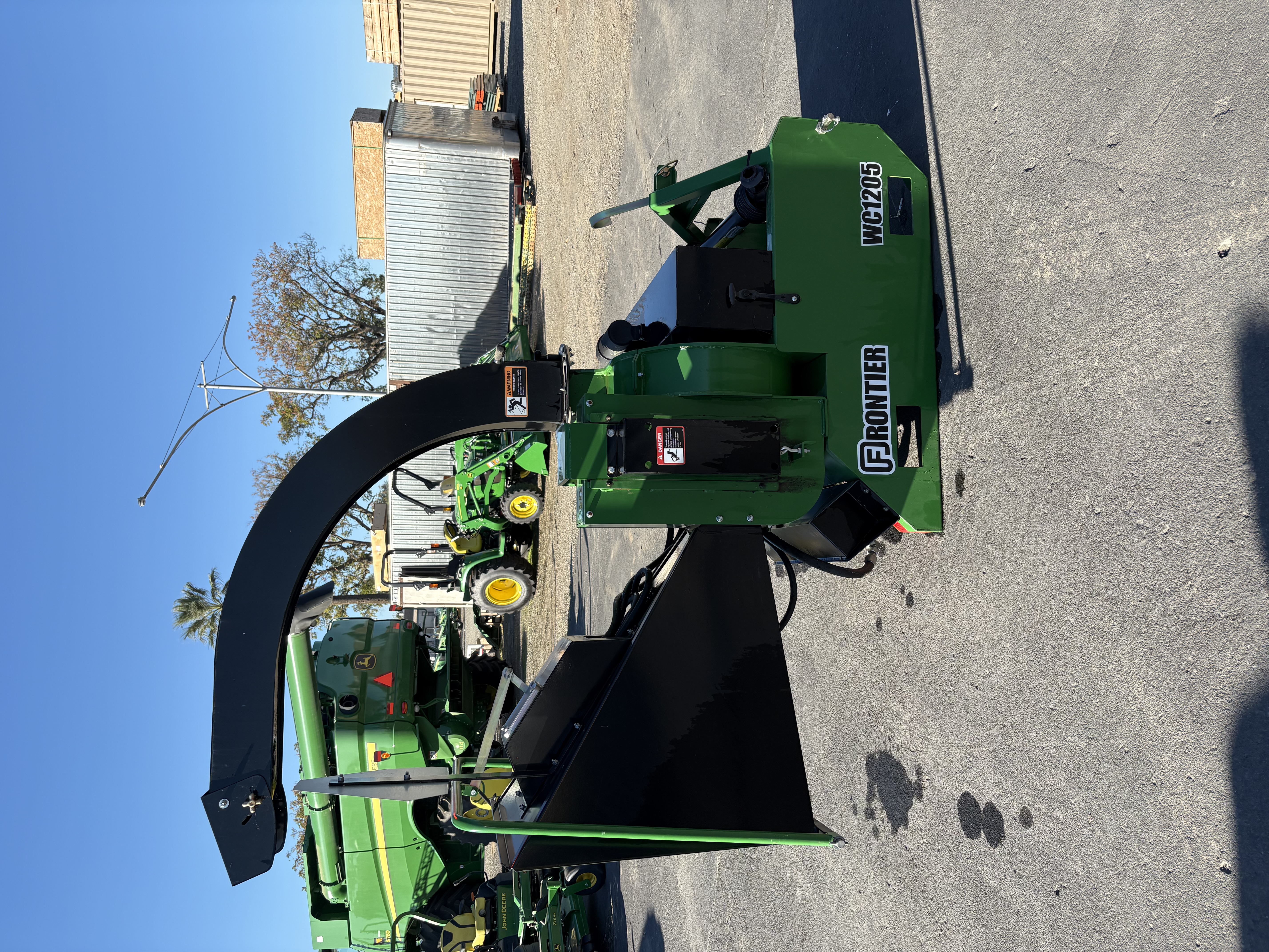 2023 Frontier WC1205