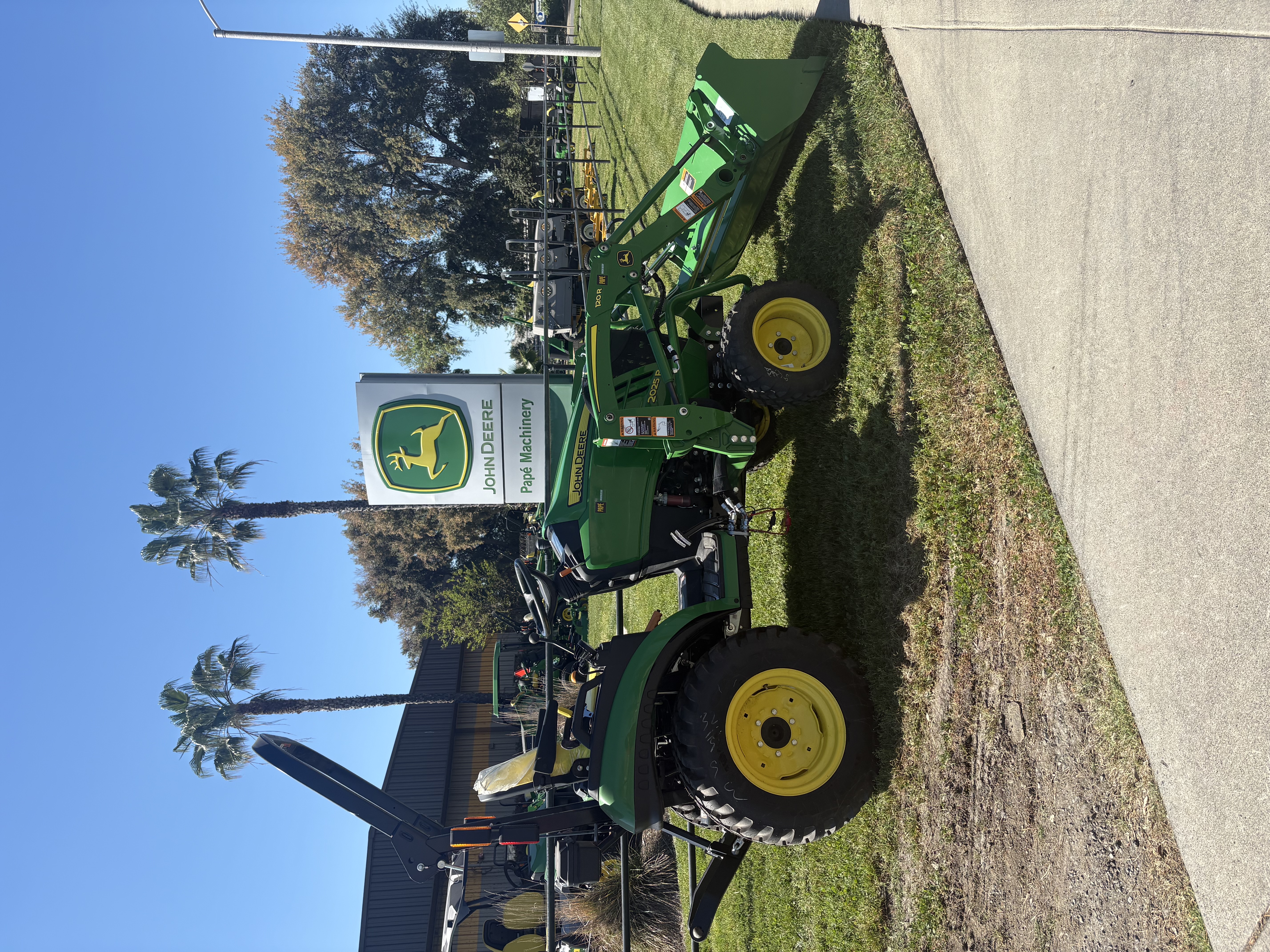 2025 John Deere 2025R