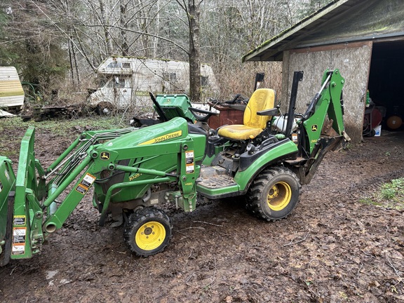 2013 John Deere 1025R