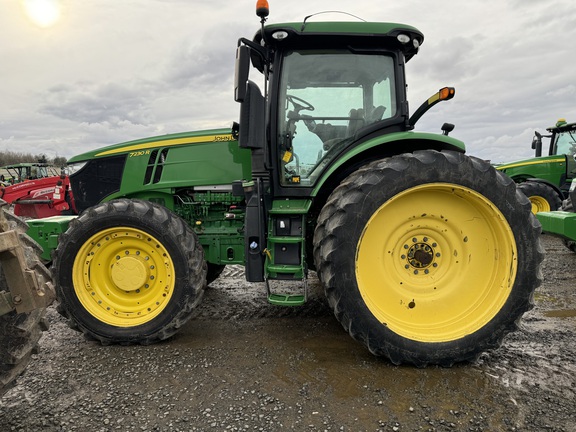2019 John Deere 7230R