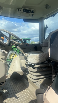 2016 John Deere 6130R