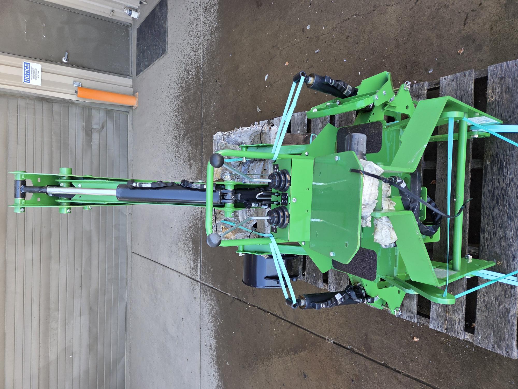 2022 John Deere 270B