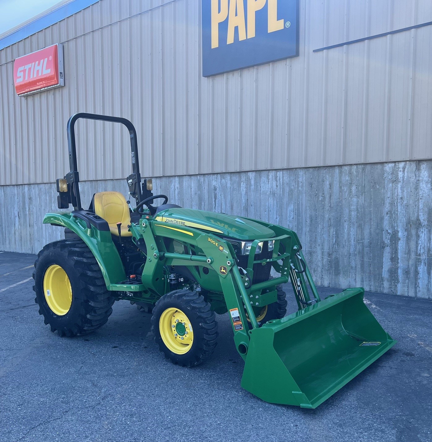 2022 John Deere 3043D
