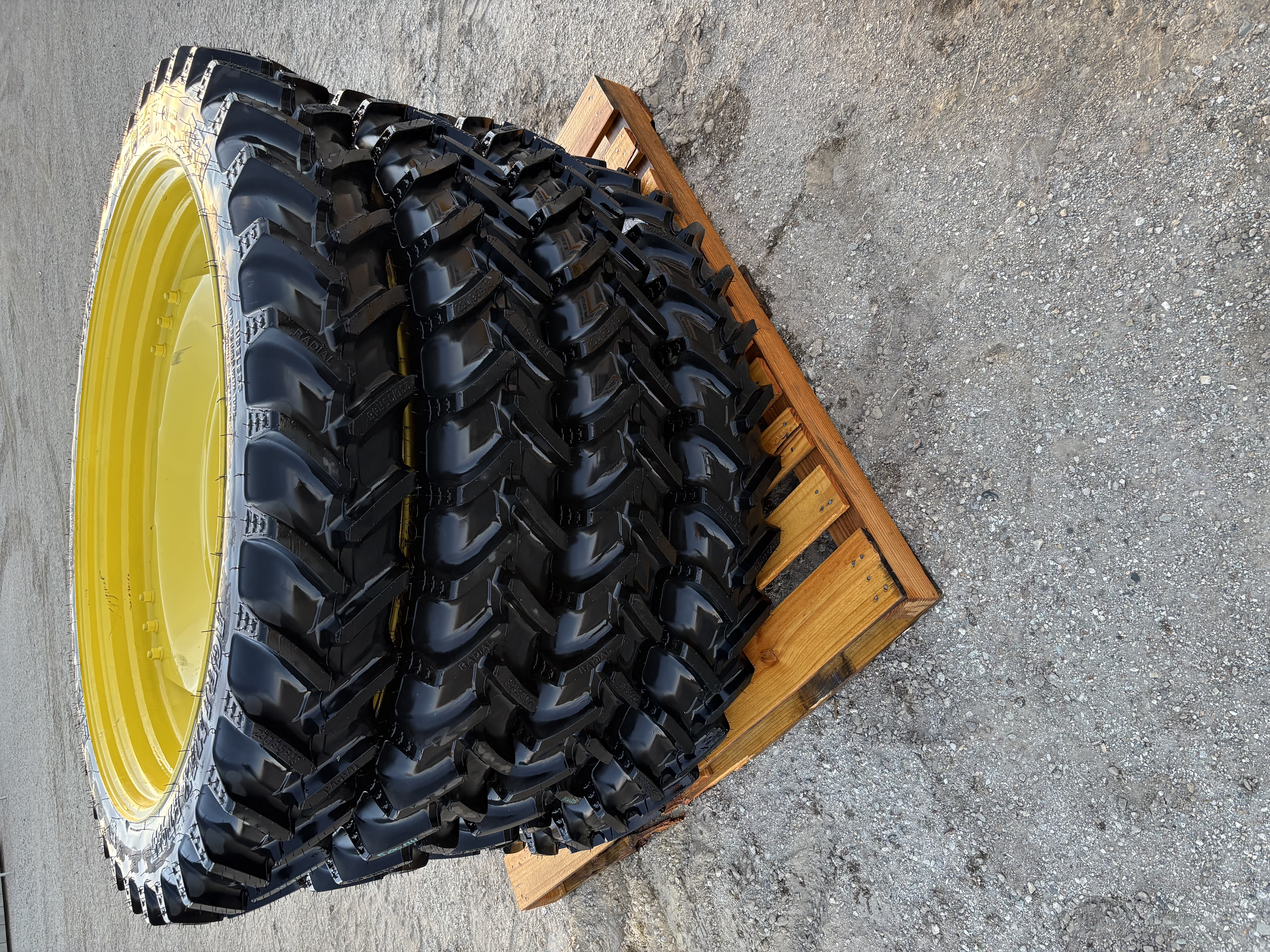 2023 Tires & Wheels TIRES